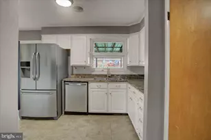 353 Town Dr, Greencastle, PA 17225 - Photo 11