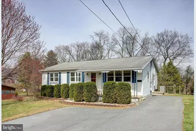 14 W Grandview Avenue, Mercersburg, PA 17236 - Photo 1