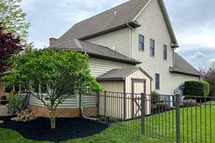 3439 Turnberry Dr, Chambersburg, PA 17202 - Photo 5