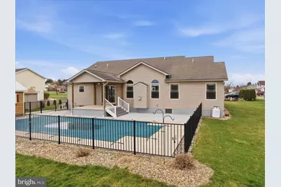 570 Starr Avenue, Chambersburg, PA 17202 - Photo 5