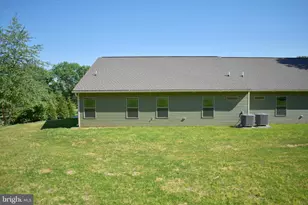 6338 Penn National Dr, Fayetteville, PA 17222 - Photo 29