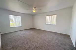 5840 Fairway Dr W, Fayetteville, PA 17222 - Photo 7