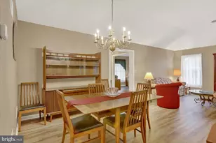 2324 Aronimink Cir, Fayetteville, PA 17222 - Photo 11