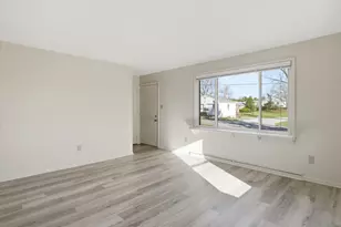 906 Strock Dr Dr, Chambersburg, PA 17202 - Photo 7