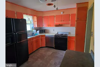 548 N Franklin Street, Chambersburg, PA 17201 - Photo 5