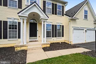 6039 Mountain View Dr, Chambersburg, PA 17202 - Photo 3