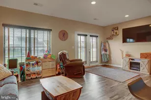 2035 Powell Dr, Chambersburg, PA 17201 - Photo 17