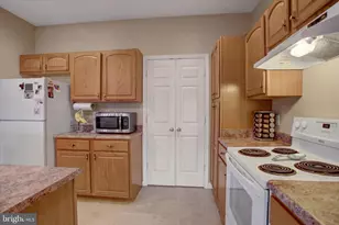 2035 Powell Dr, Chambersburg, PA 17201 - Photo 9