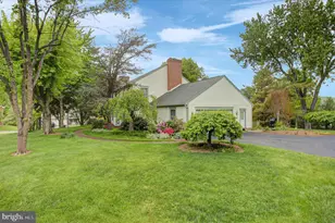 12275 Knollwood Cir, Waynesboro, PA 17268 - Photo 11