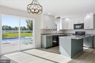 2308 Ocracoke Island Ct, Chambersburg, PA 17202 - Photo 15