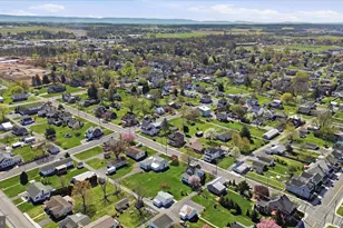 251 E E Grant Street St, Greencastle, PA 17225 - Photo 47