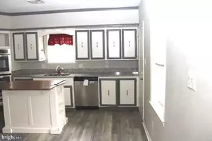 621 E Washington St, Chambersburg, PA 17201 - Photo 3