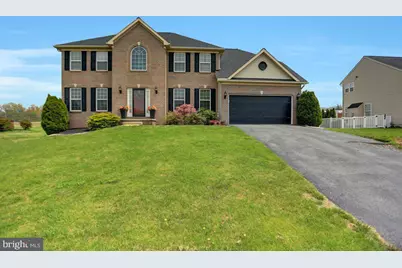 2960 Constellation Dr, Chambersburg, PA 17202 - Photo 1