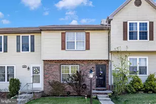 2608 Banbury Ln, Chambersburg, PA 17201 - Photo 1
