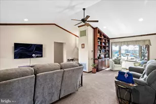 3671 Jenny Ln, Chambersburg, PA 17202 - Photo 7