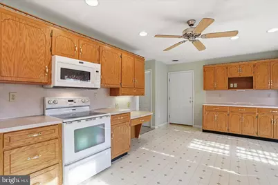 312 Woodvale Drive, Chambersburg, PA 17201 - Photo 17