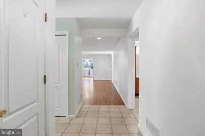 312 Woodvale Drive, Chambersburg, PA 17201 - Photo 7