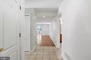 312 Woodvale Dr, Chambersburg, PA 17201 - Photo 7