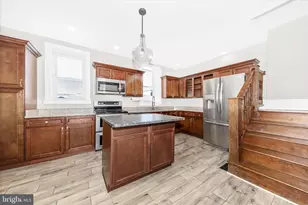 140 N Grant St, Waynesboro, PA 17268 - Photo 11