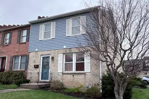 30 William Penn Dr, Chambersburg, PA 17201 - Photo 1