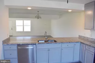 161 Delano Dr, Chambersburg, PA 17201 - Photo 3