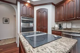 2368 Castlegreen Dr, Greencastle, PA 17225 - Photo 17