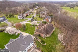 2368 Castlegreen Dr, Greencastle, PA 17225 - Photo 99