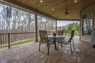 2368 Castlegreen Dr, Greencastle, PA 17225 - Photo 49