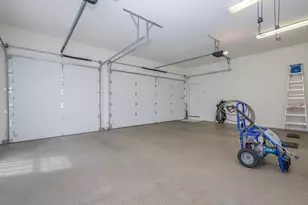 2368 Castlegreen Dr, Greencastle, PA 17225 - Photo 65