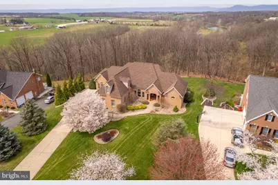 2368 Castlegreen Drive, Greencastle, PA 17225 - Photo 91