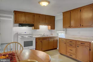 824 S S Church St, Waynesboro, PA 17268 - Photo 7