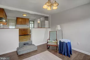 824 S S Church St, Waynesboro, PA 17268 - Photo 3