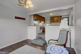 824 S S Church St, Waynesboro, PA 17268 - Photo 5