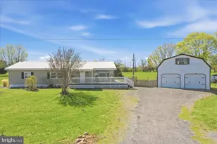 690 Williamson Rd, Greencastle, PA 17225 - Photo 5