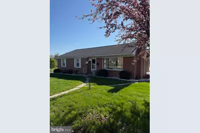 705 Fairview Avenue W, Waynesboro, PA 17268 - Photo 1