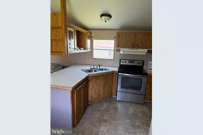 1585 Pin Oak Dr, Chambersburg, PA 17202 - Photo 15