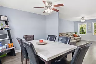 205 Crown Ct, Waynesboro, PA 17268 - Photo 9