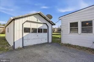 11502 Orchard Rd, Waynesboro, PA 17268 - Photo 5