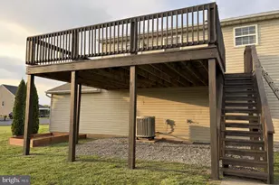 852 Bristol Dr, Greencastle, PA 17225 - Photo 5