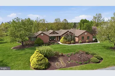 456 Lindman Drive, Chambersburg, PA 17202 - Photo 3