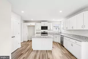 5967 Gabrielle Ln, Chambersburg, PA 17202 - Photo 9