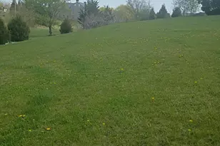 1112 Hollywell Ave, Chambersburg, PA 17201 - Photo 1