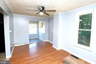 12161 Broad St, Waynesboro, PA 17268 - Photo 7
