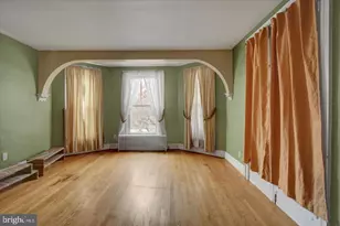 230 W 2nd St, Waynesboro, PA 17268 - Photo 3