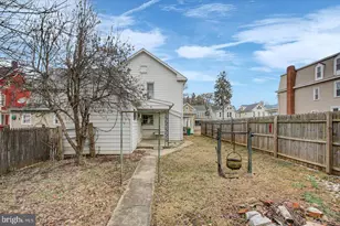 230 W 2nd St, Waynesboro, PA 17268 - Photo 29