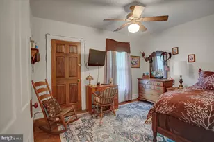 54 Clayton Ave, Waynesboro, PA 17268 - Photo 23