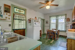 54 Clayton Ave, Waynesboro, PA 17268 - Photo 17