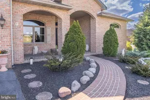 536 Remington Dr, Shippensburg, PA 17257 - Photo 3