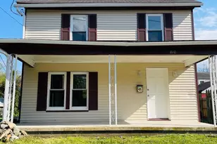 810 Broad St, Chambersburg, PA 17201 - Photo 1
