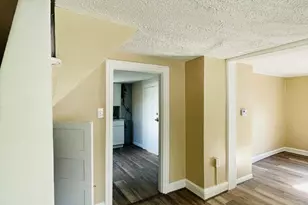 810 Broad St, Chambersburg, PA 17201 - Photo 3